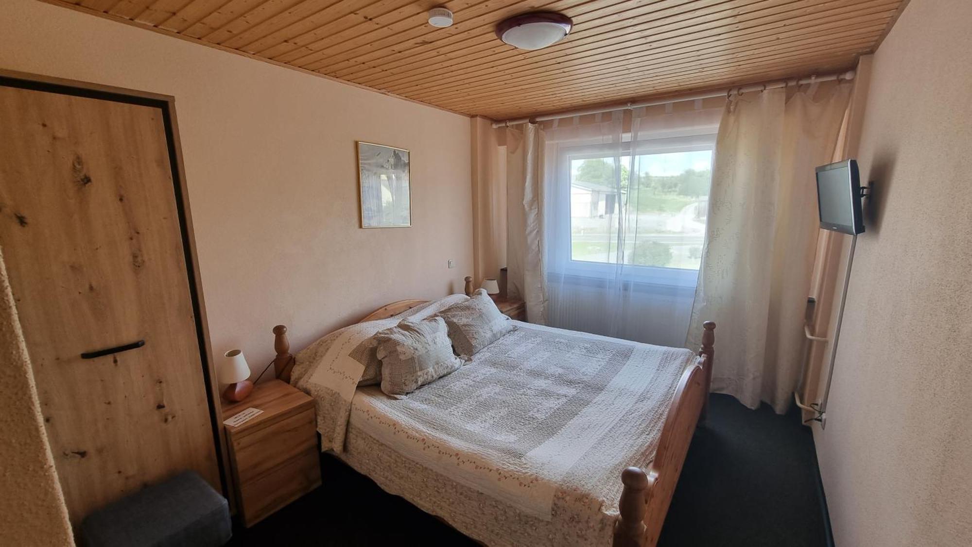 Landgasthof Frankentor Wasserlosen Bagian luar foto