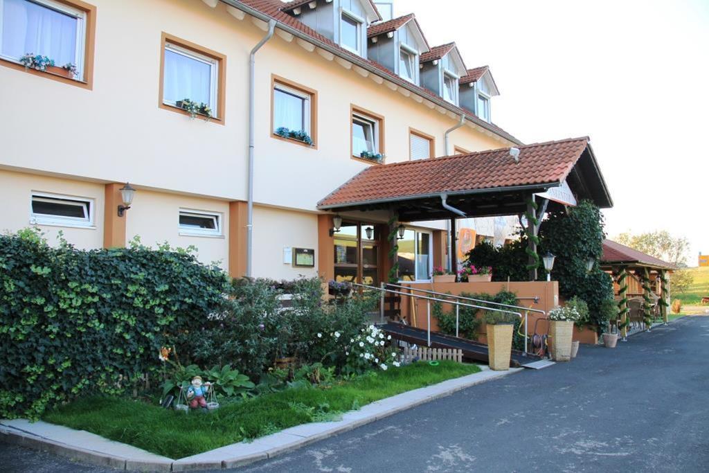 Landgasthof Frankentor Wasserlosen Bagian luar foto