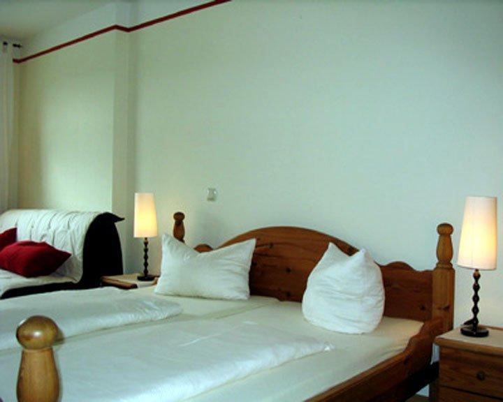 Landgasthof Frankentor Wasserlosen Ruang foto