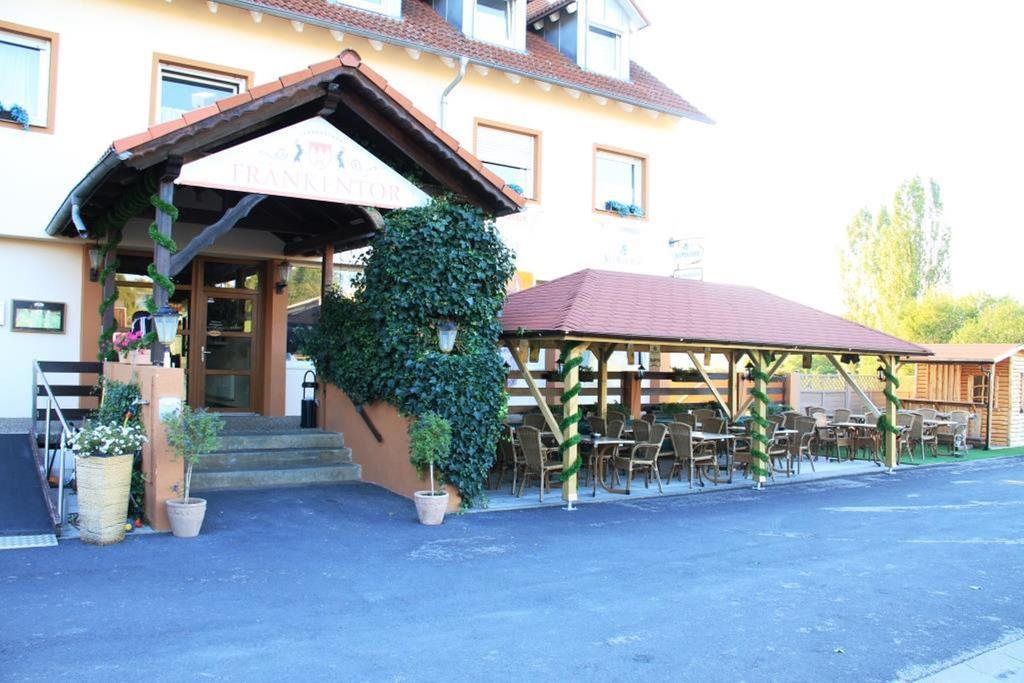 Landgasthof Frankentor Wasserlosen Bagian luar foto