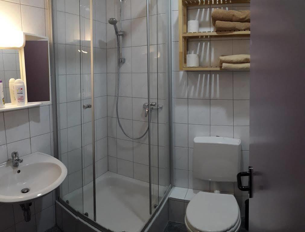 Landgasthof Frankentor Wasserlosen Bagian luar foto